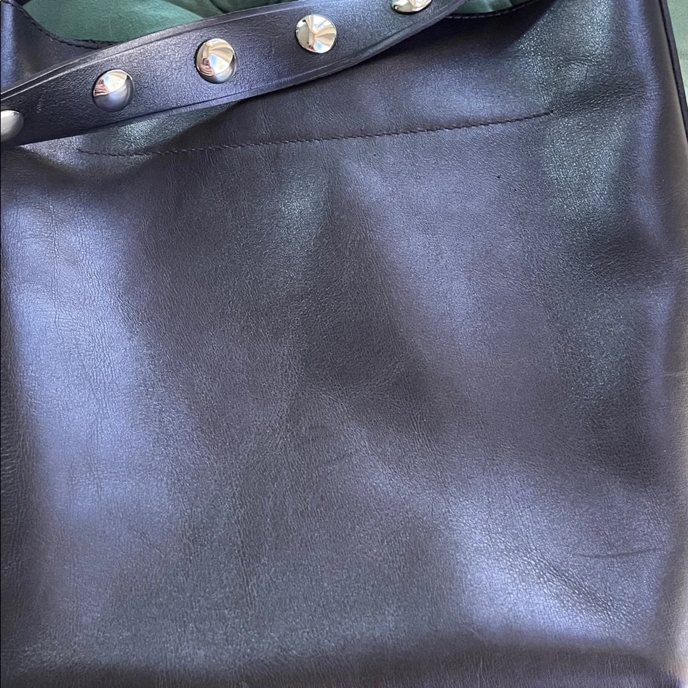 Madewell Essential Bucket Tote Black with Silver Studs - Picture 7 of 8